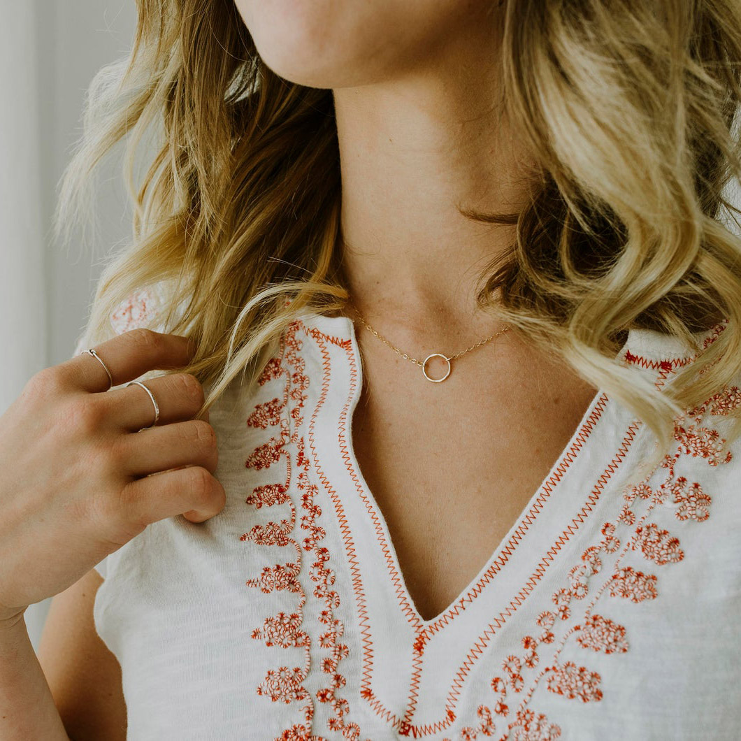 Eternal Circle Forever Necklace - Image 2