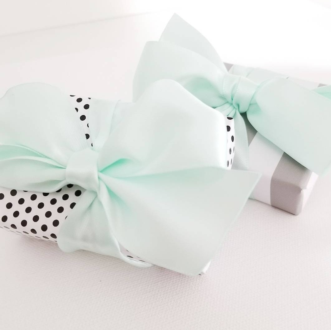 Gift Wrapping - Image 2