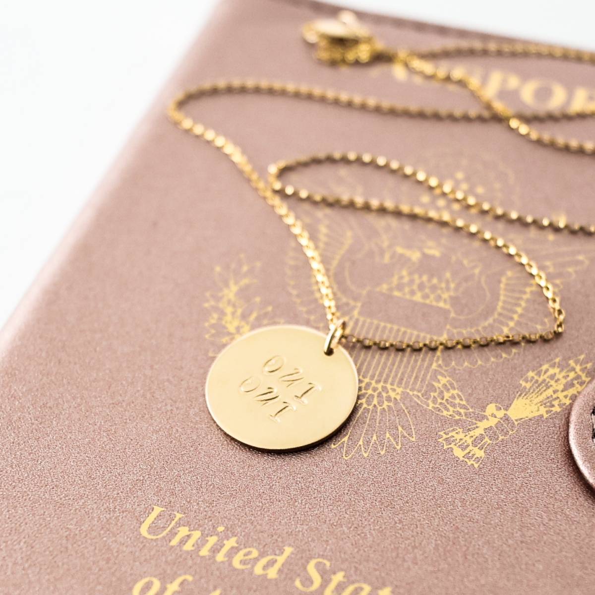 Oui Oui 19mm Disc Necklace - Image 6