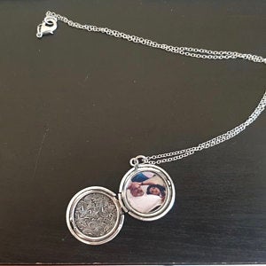 Vintage Floral Locket photo review