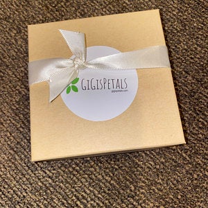 Vintage Floral Locket photo review