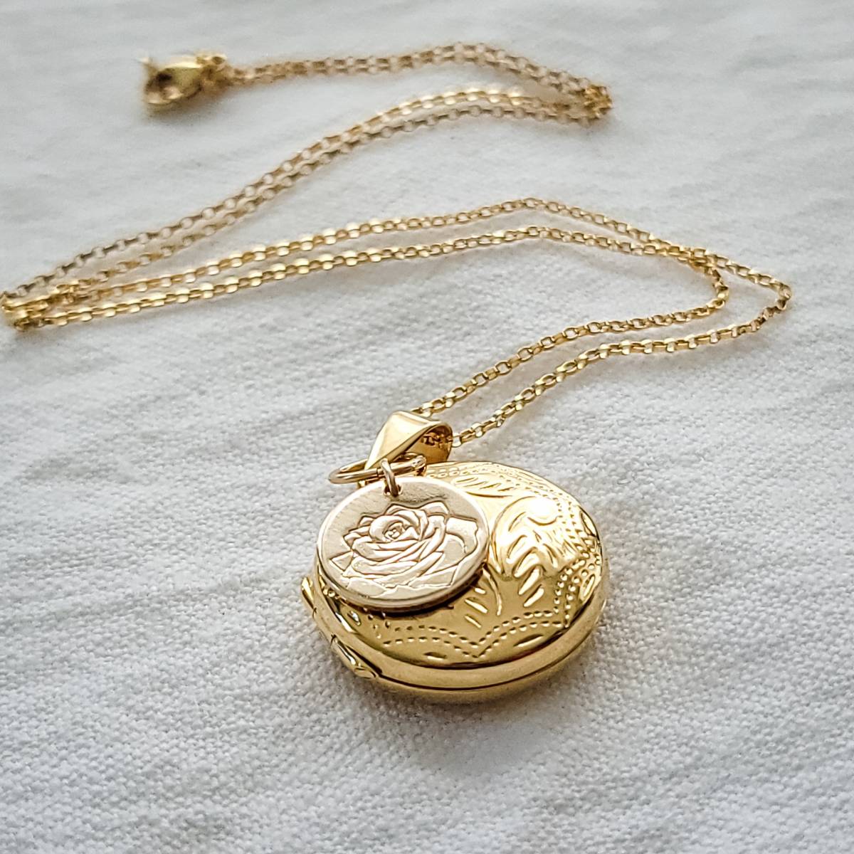 Etched Gold Filled or Sterling Silver Locket with Birth Month Flower - Image 3