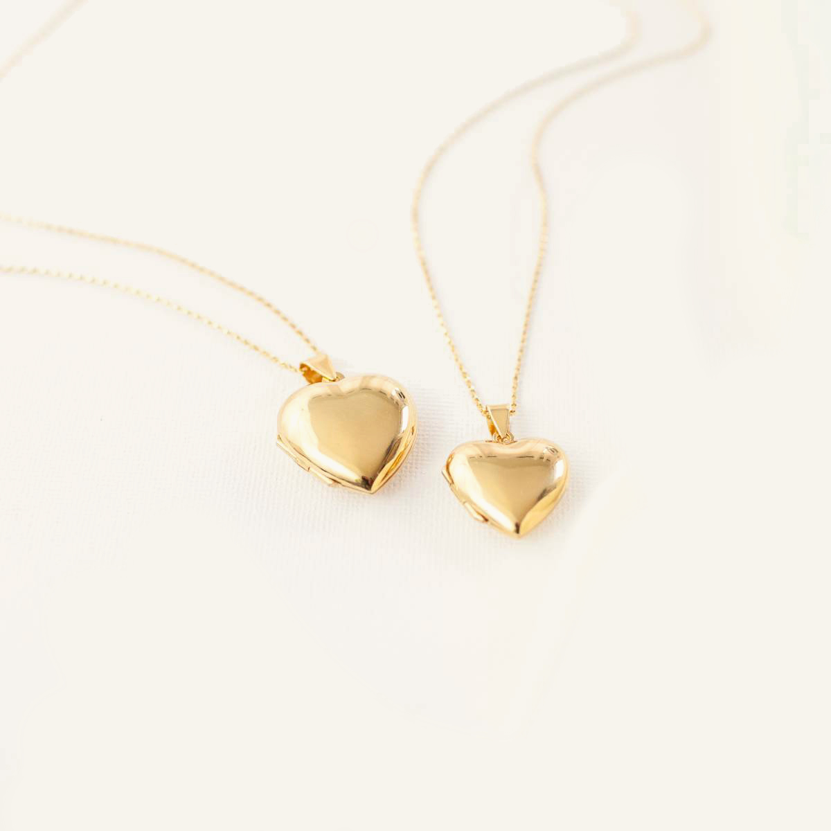Medium Simple Heart Locket Necklace - Image 7